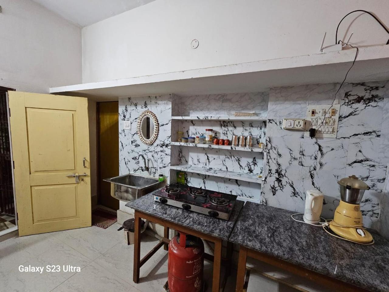 Sudha Kutir Puri Apartment Exterior foto